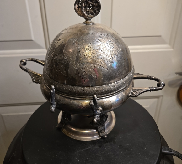 Meriden Other - Ornate Meriden Quadruple Silver Plated Butter Dish W/ Lid Aesthetic Period